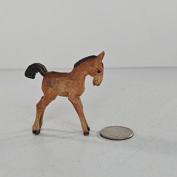 Vintage Wood Carved Foal Baby Horse Miniature Figurine Folk Art Two Toned - Picture 8 of 8